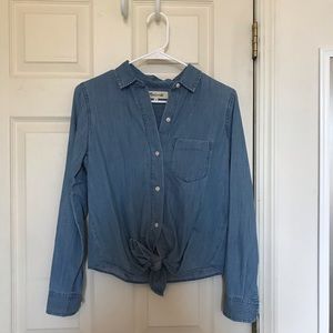 Madewell Tie-Front Chambray Shirt